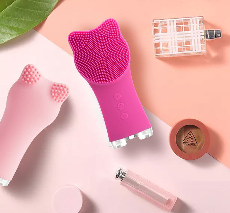 KAKUSAN Silicone face brush，Cleansing Care