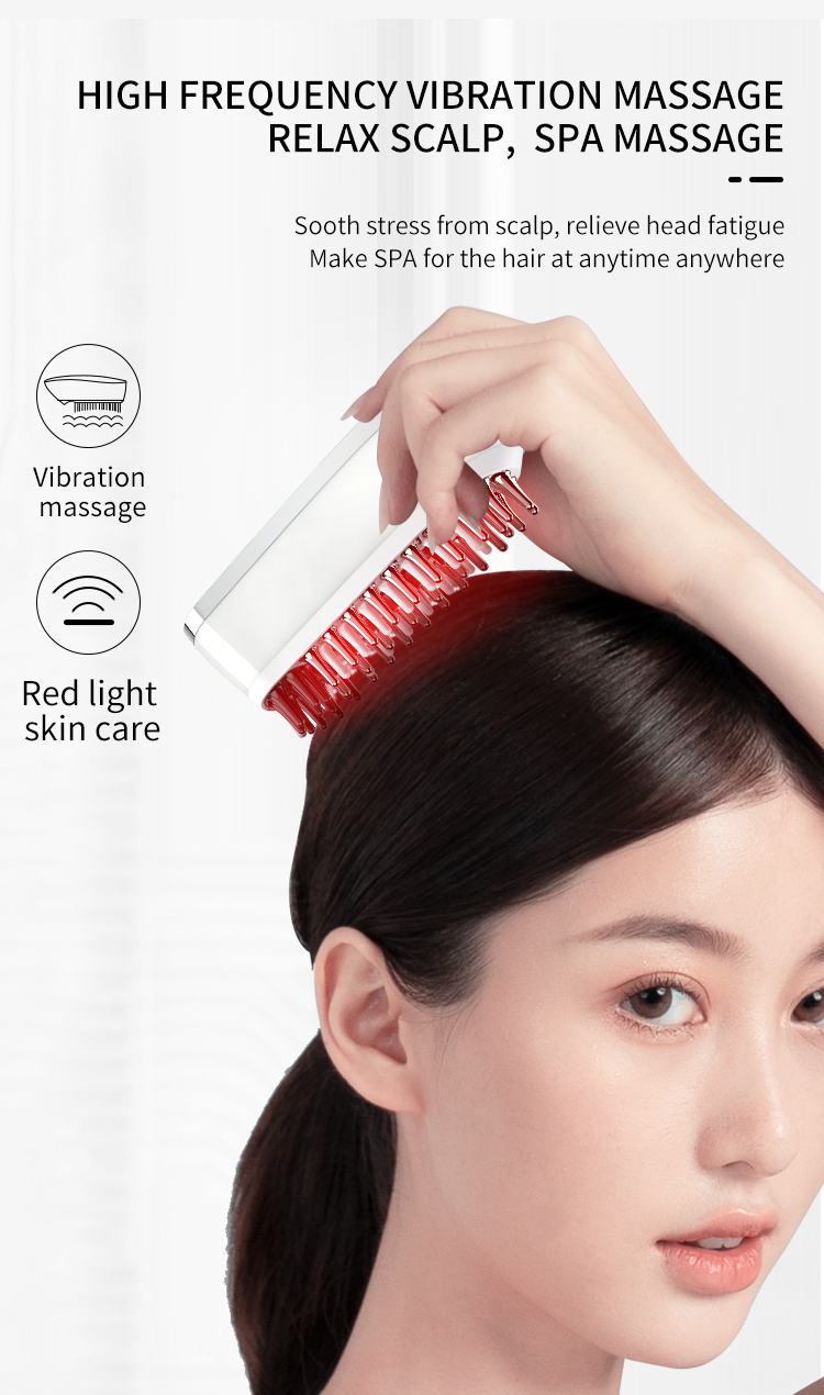 Electric liquid applyingmassage comb